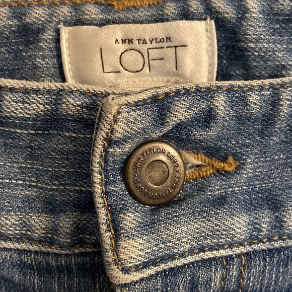 Ann Taylor Loft Boot Leg Jeans SZ 4L - Picture 3 of 6